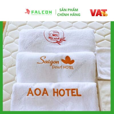 Công ty Falcon nhận thiết kế thêu logo thương hiệu cho các loại khăn trong khách sạn