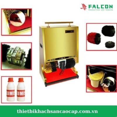 Máy đánh giày được trang bị nhiều phụ kiện đi kèm, phục vụ cho việc làm sạch giày