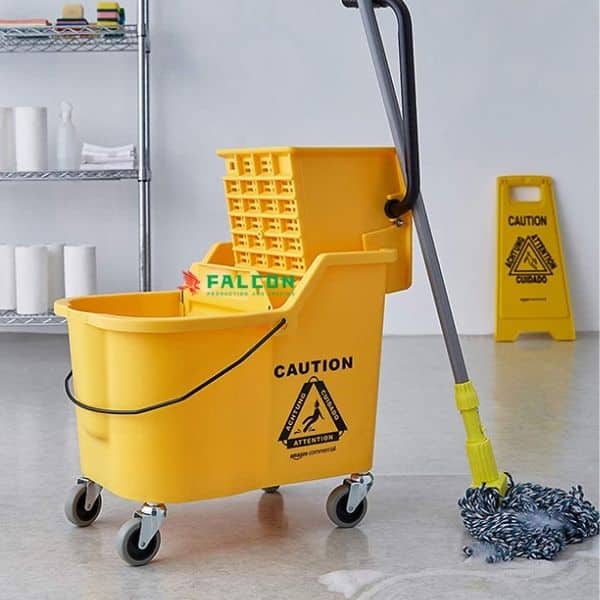 Hình ảnh thực tế xe làm vệ sinh được Falcon cung cấp