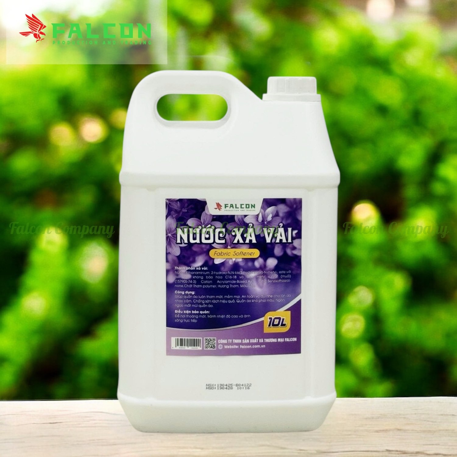 Mẫu can nước giặt xả 10 lít, hương thơm dịu nhẹ, giúp quần áo mềm mại và sạch thơm