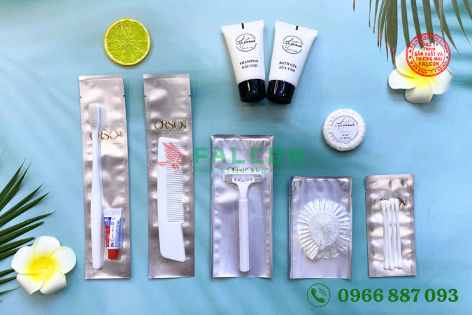 Bộ amenities trắng túi màng nhôm đầy đủ 8 chi tiết cho khách sạn 1 - 2 sao