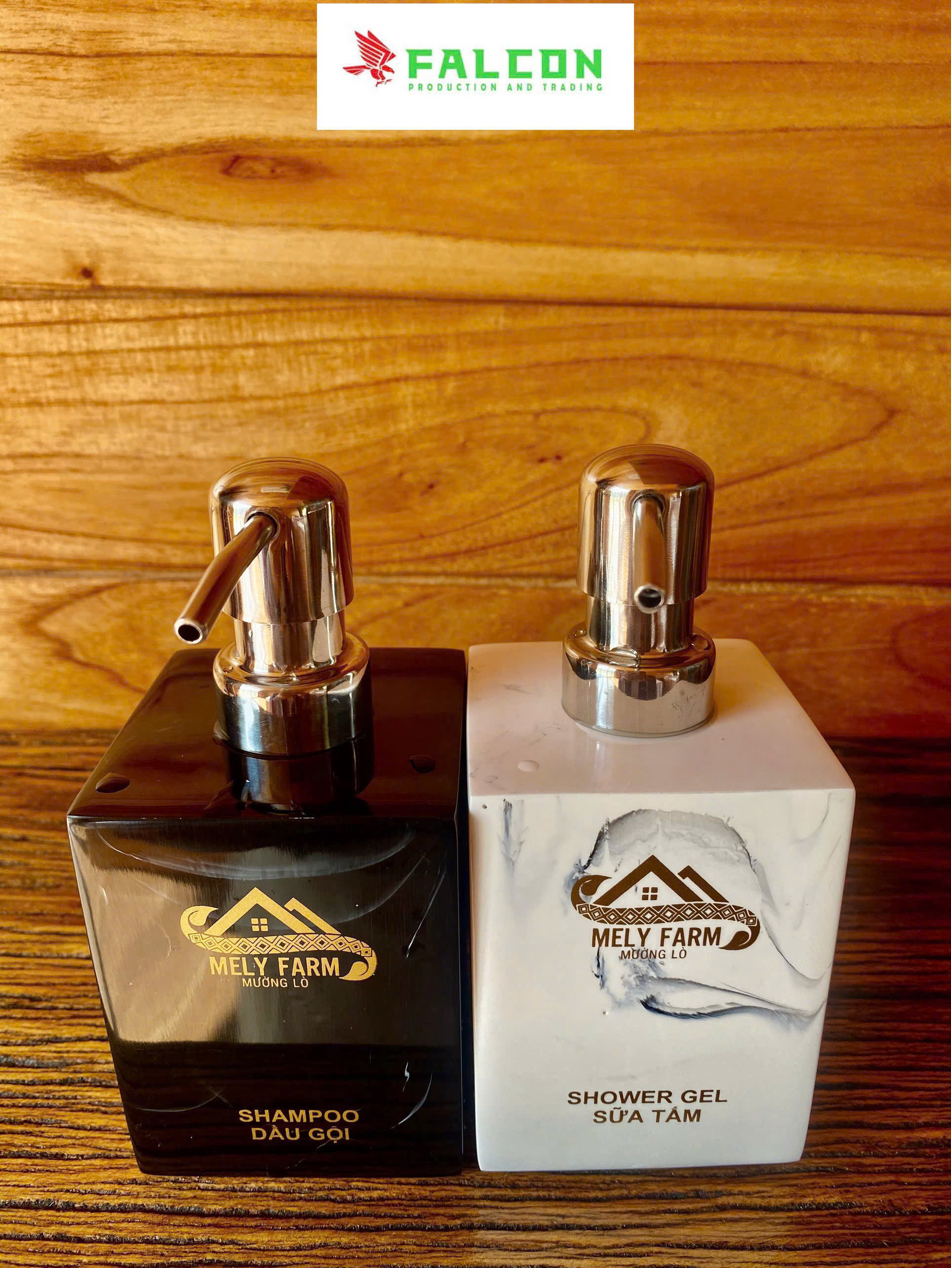 Bình đựng dầu gội sữa tắm Mely Farm chất liệu meca cao cấp dung tích 280ml